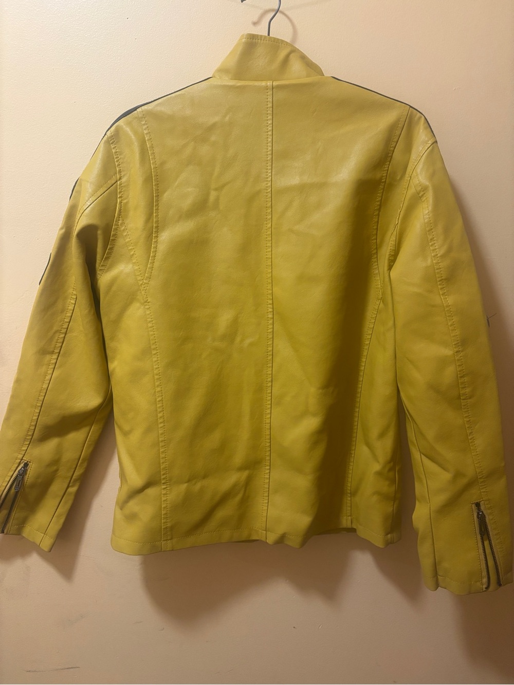 VIP Yellow Racing-Style Bomber Jacket with Patches - Picture 2 of 10